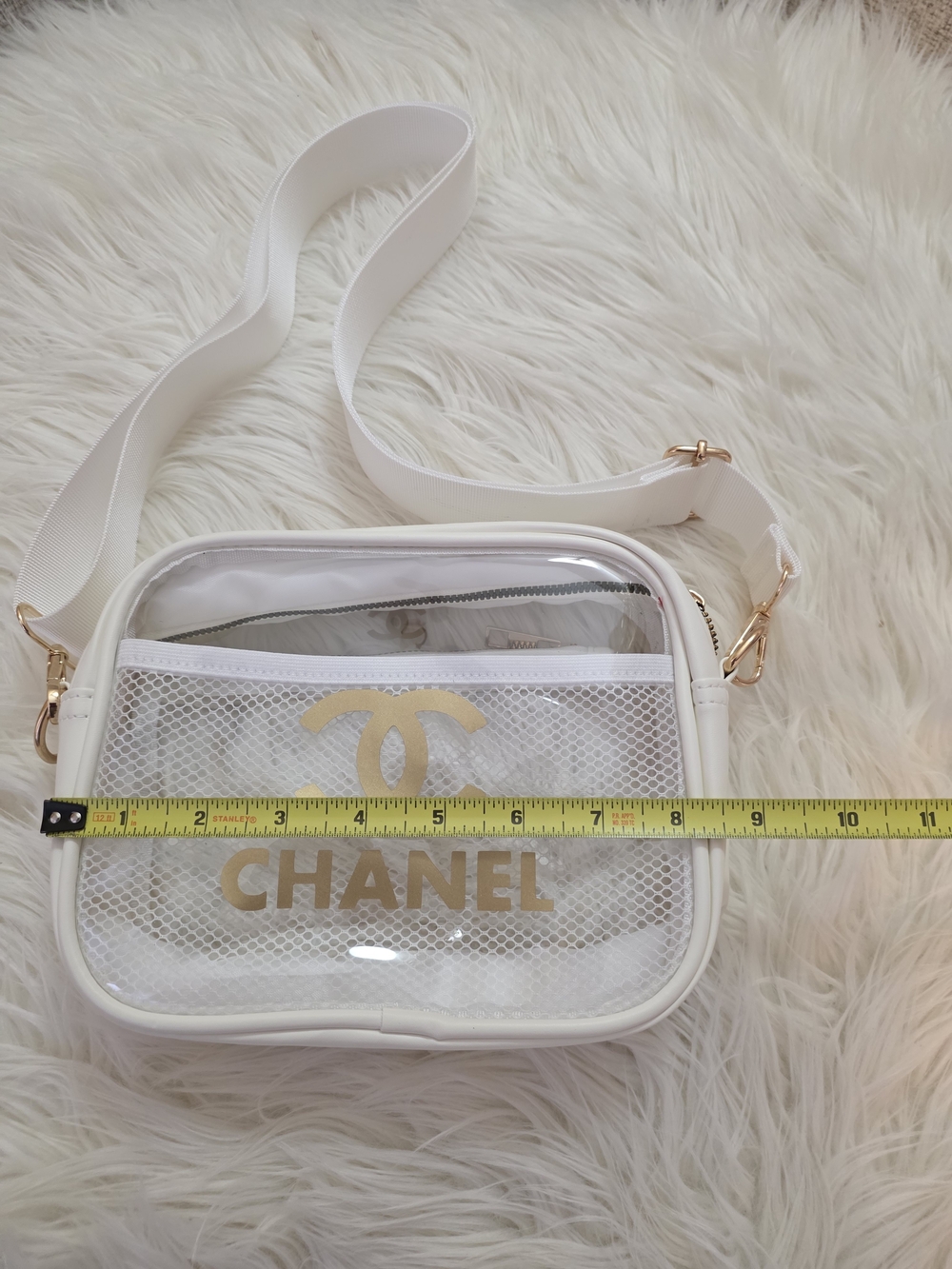 Chanel White Clear Crossbody Bag with Gold Logo - Picture 7 of 9